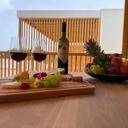 Mobile Maris - Two Bedroom Mobile Holiday home Orebic